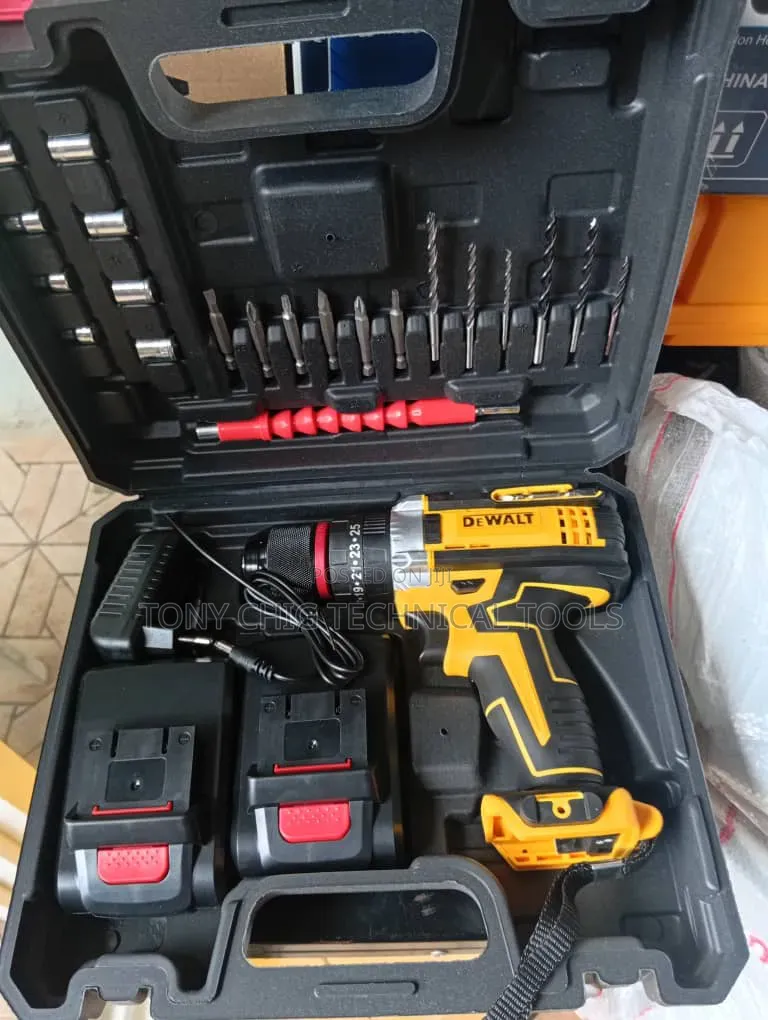 DeWalt Battery Drill Machine