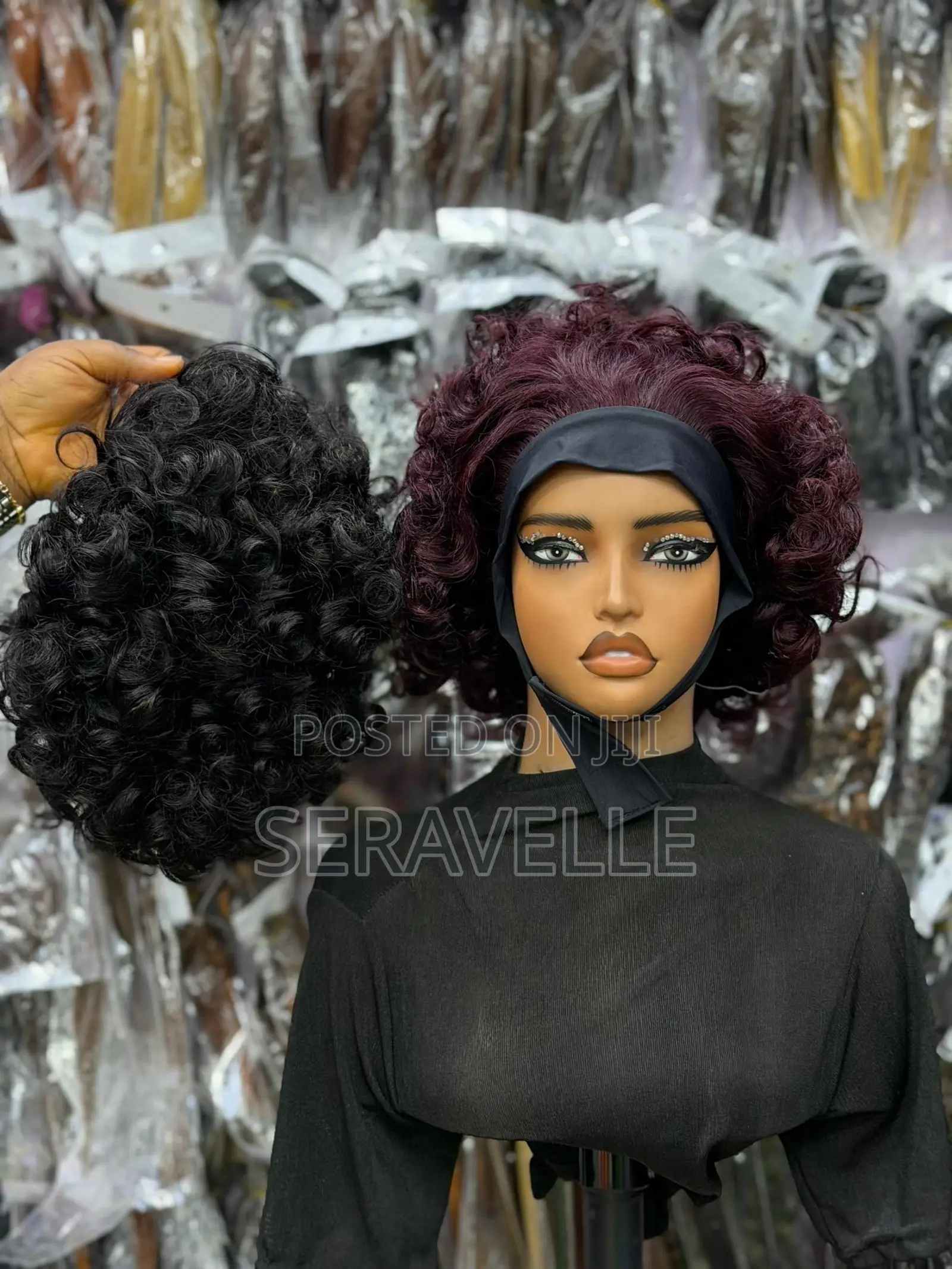 Seravelle Hello