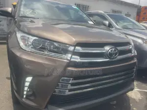 Toyota Highlander Limited Platinum 4x4 V6 (3.5L 6cyl 8A) 2018 Brown