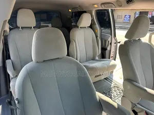 Toyota Sienna 2012 Gray