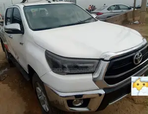 Toyota Hilux 2017 White