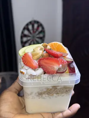 Food,Cakes Surprise Pacakes