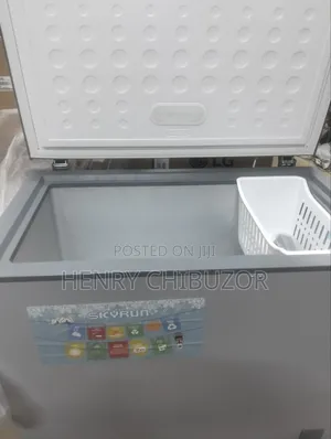 Skyrun Chest Freezer 200L