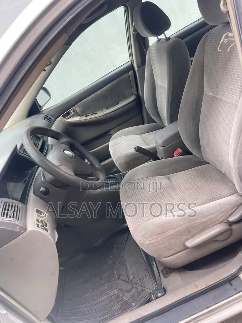 Toyota Corolla 2006 Silver