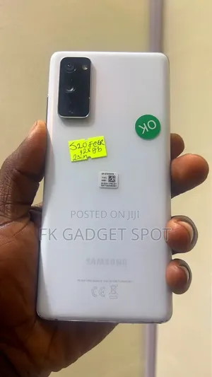Samsung Galaxy S20 FE 128 GB White
