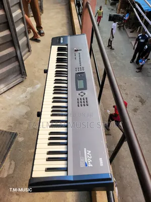 Korg N261 Music Workstation