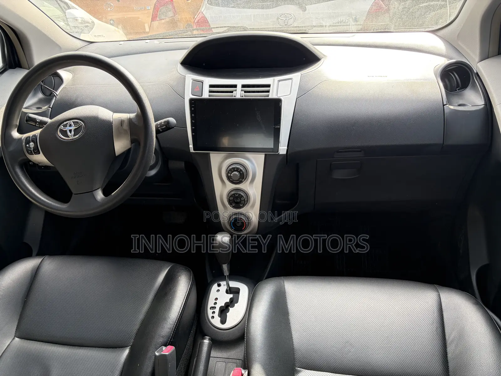Toyota Yaris Base Hatchback 5dr 2010 Blue
