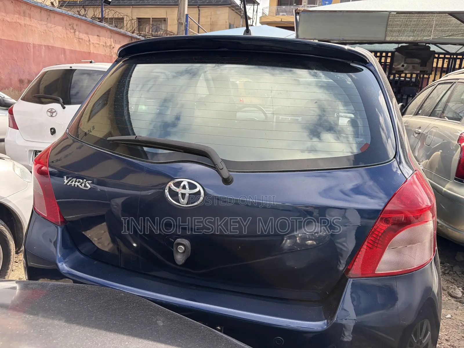 Toyota Yaris Base Hatchback 5dr 2010 Blue