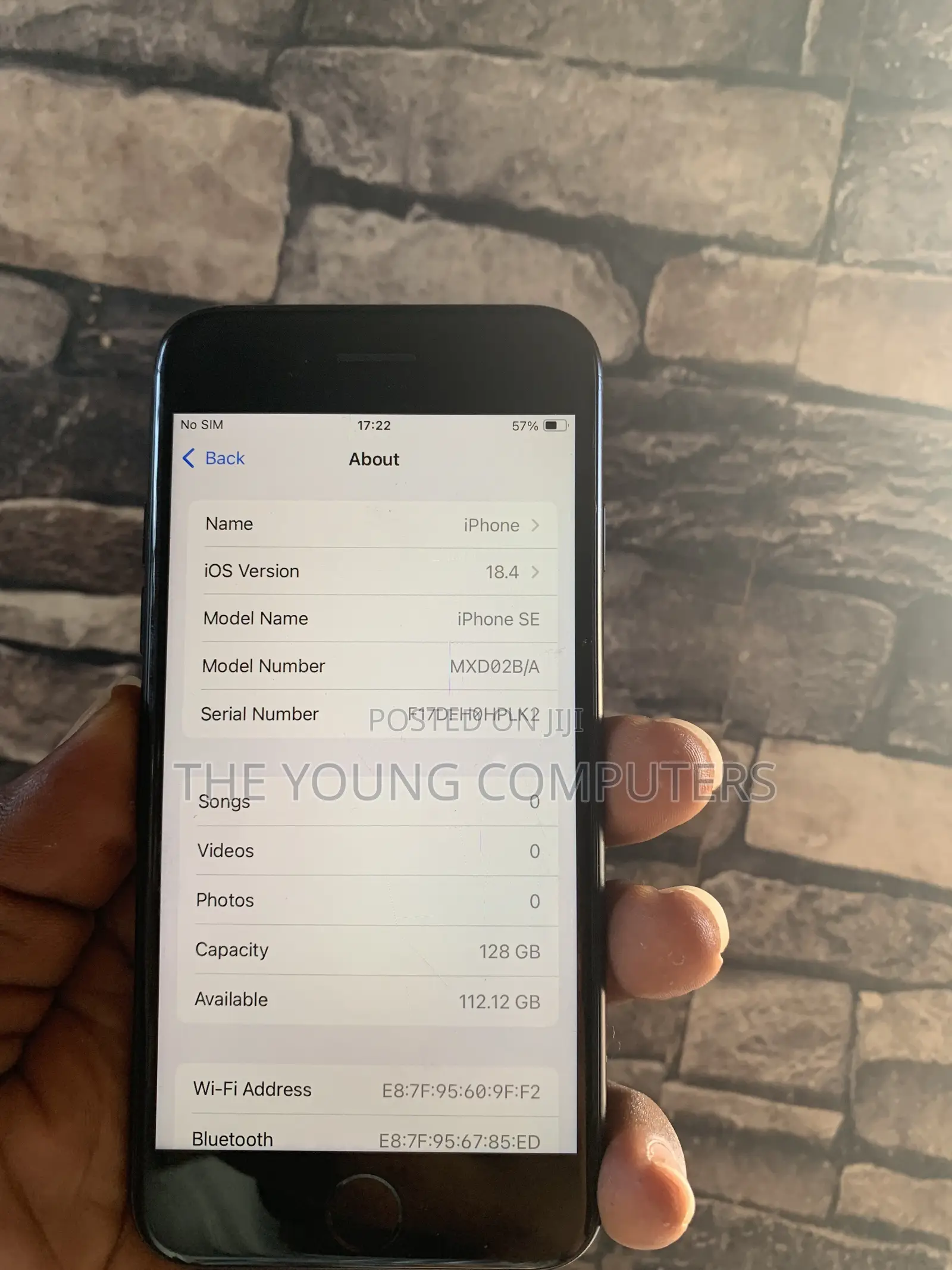 Apple iPhone SE 128 GB Black