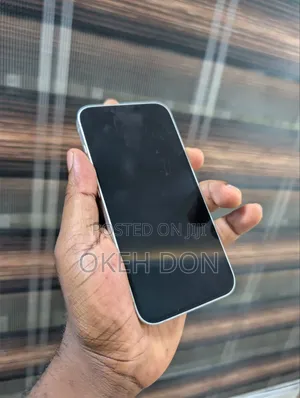 Apple iPhone 17e 256 GB White