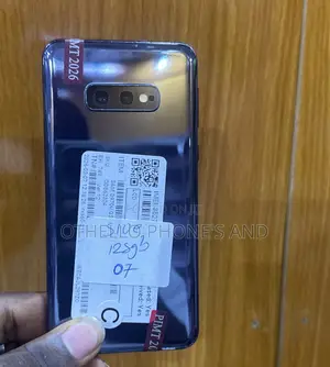 Samsung Galaxy S10e 128 GB Blue