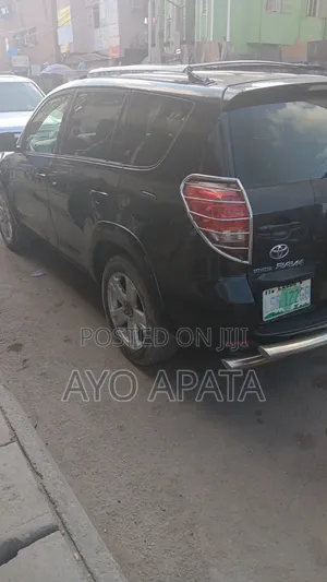 Toyota RAV4 2009 Black