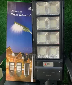 800 Watts Solar Lamp