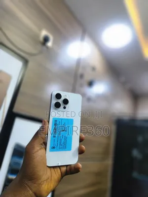 Apple iPhone 15 Pro Max 256 GB White