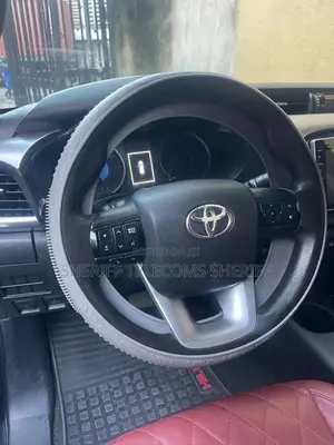 Toyota Hilux 2016 Black