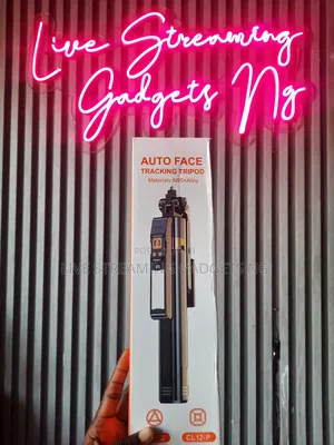 CL12 P Ai Tripod