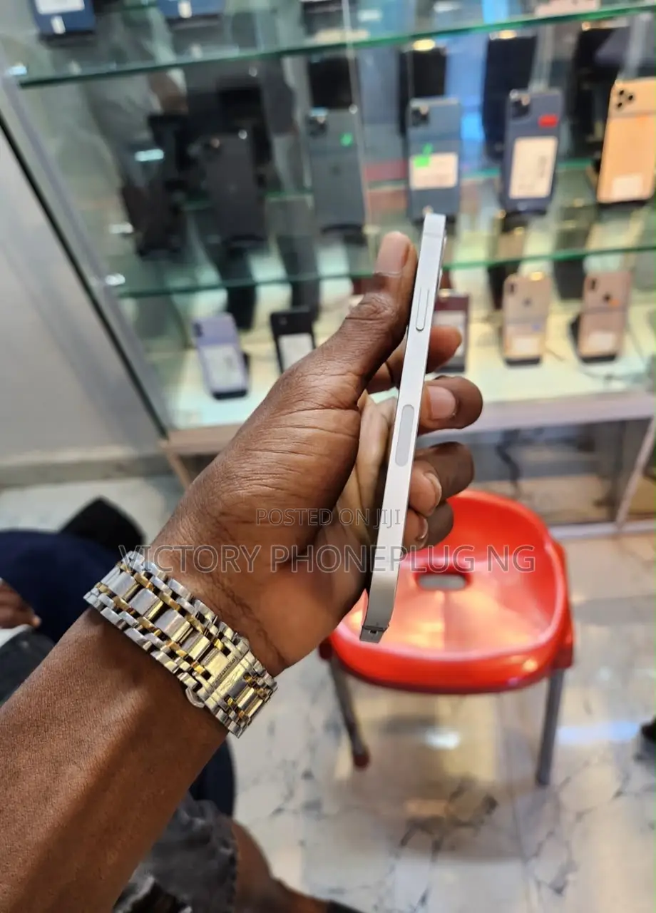 Apple iPhone 12 64 GB White