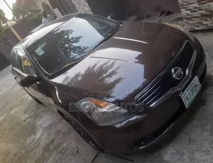 Nissan Altima 2008 Brown