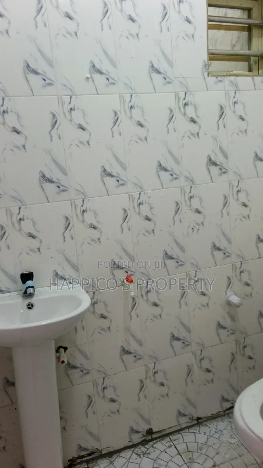 Mini Flat in Onike for rent