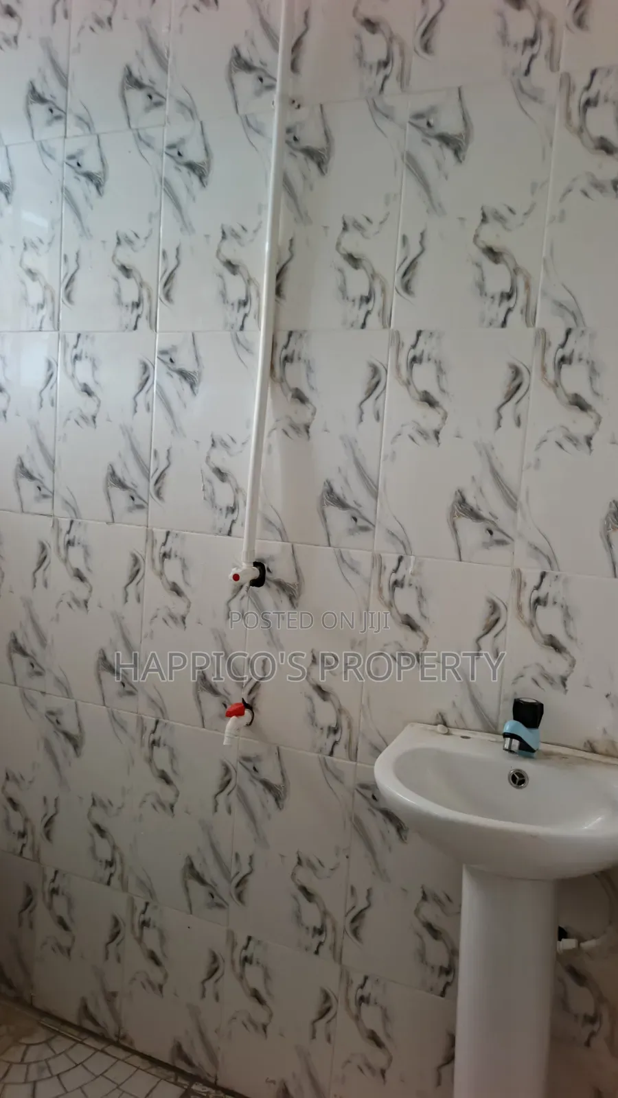Mini Flat in Onike for rent