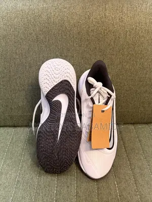 Nike Precision 7