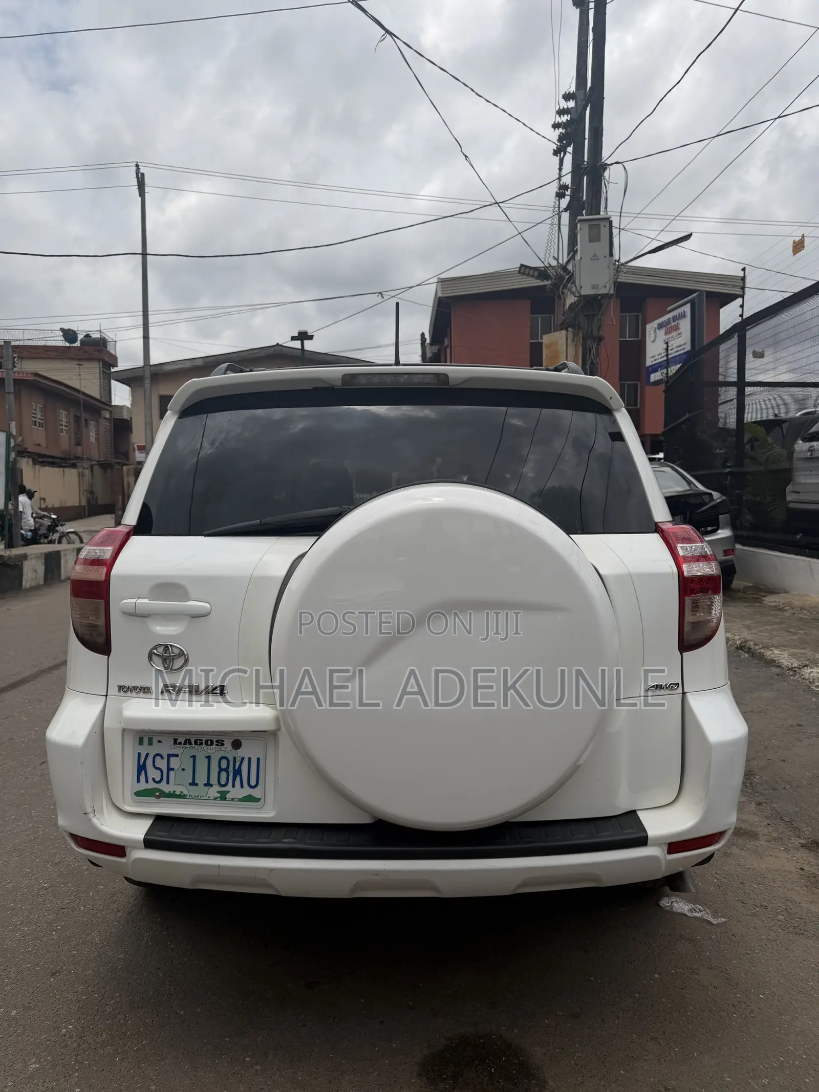 Toyota RAV4 2010 White