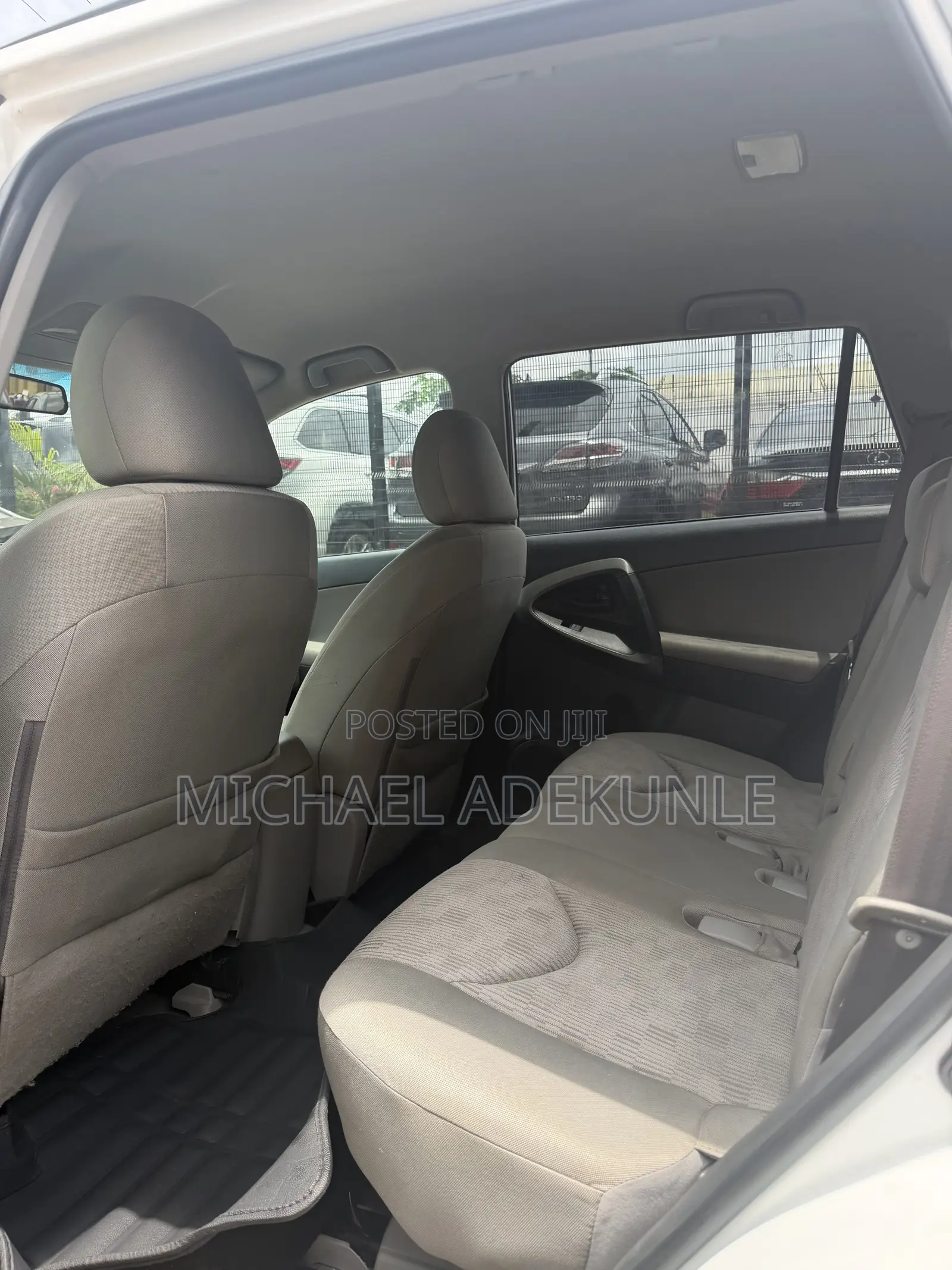 Toyota RAV4 2010 White