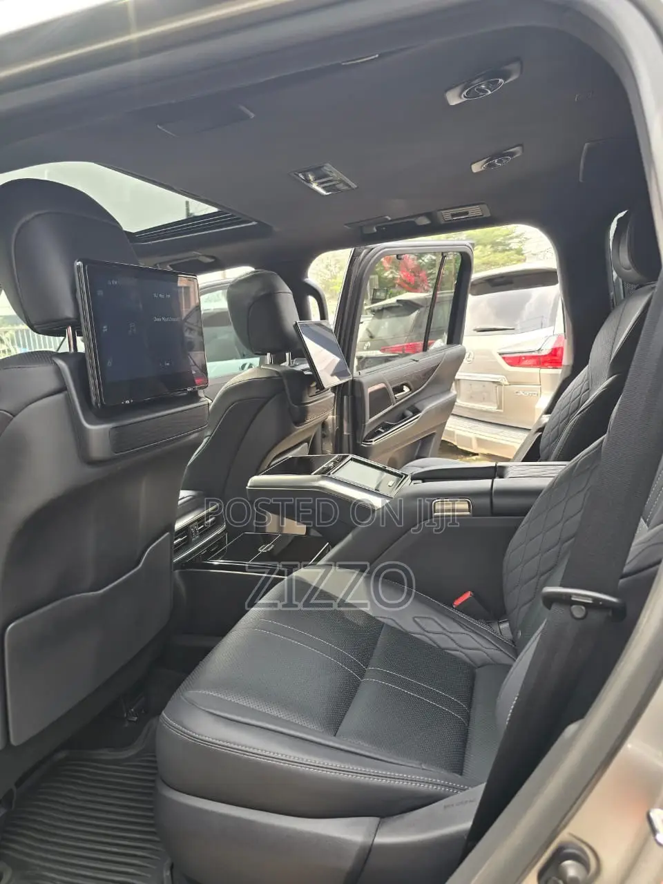 Lexus LX 2023 Gray