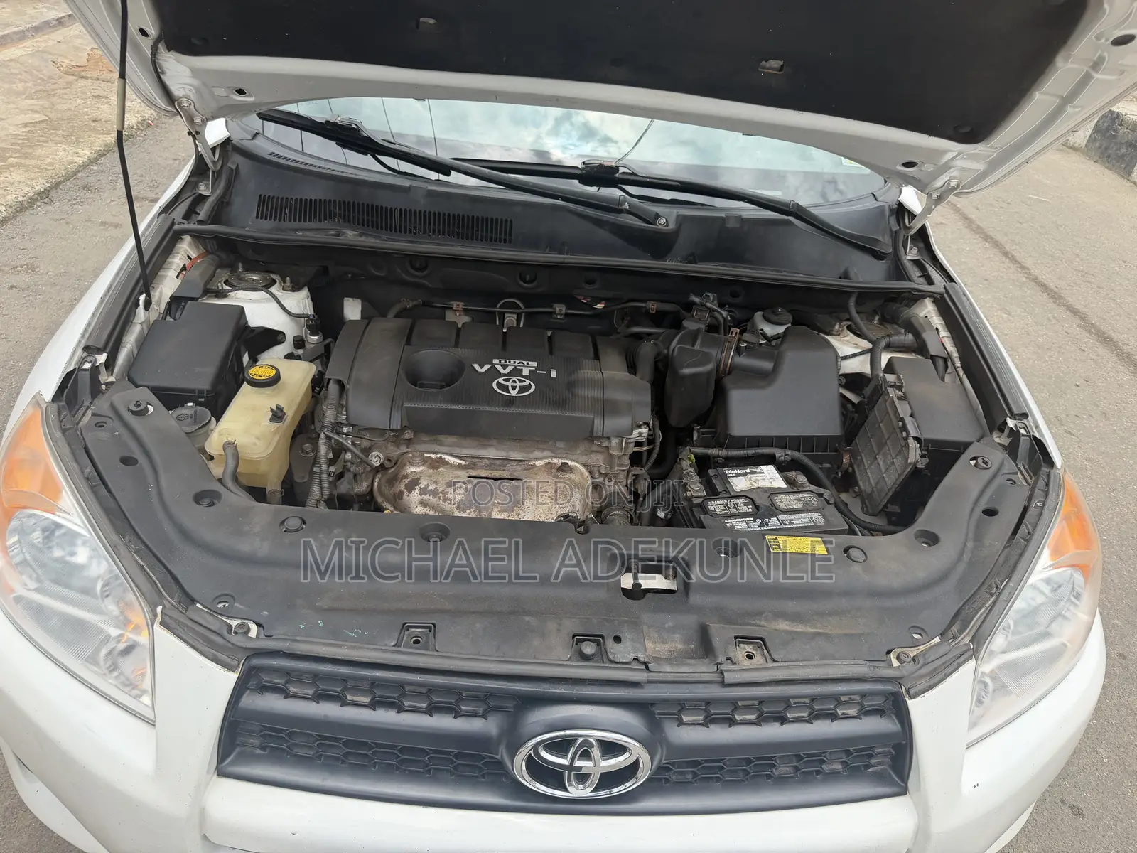 Toyota RAV4 2010 White