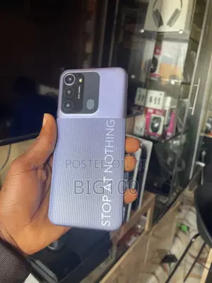 Tecno Spark 8C 64 GB Blue