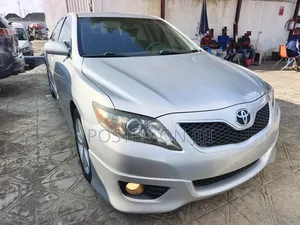 Toyota Camry SE 4dr Sedan (2.5L 4cyl 6AM) 2010 Silver