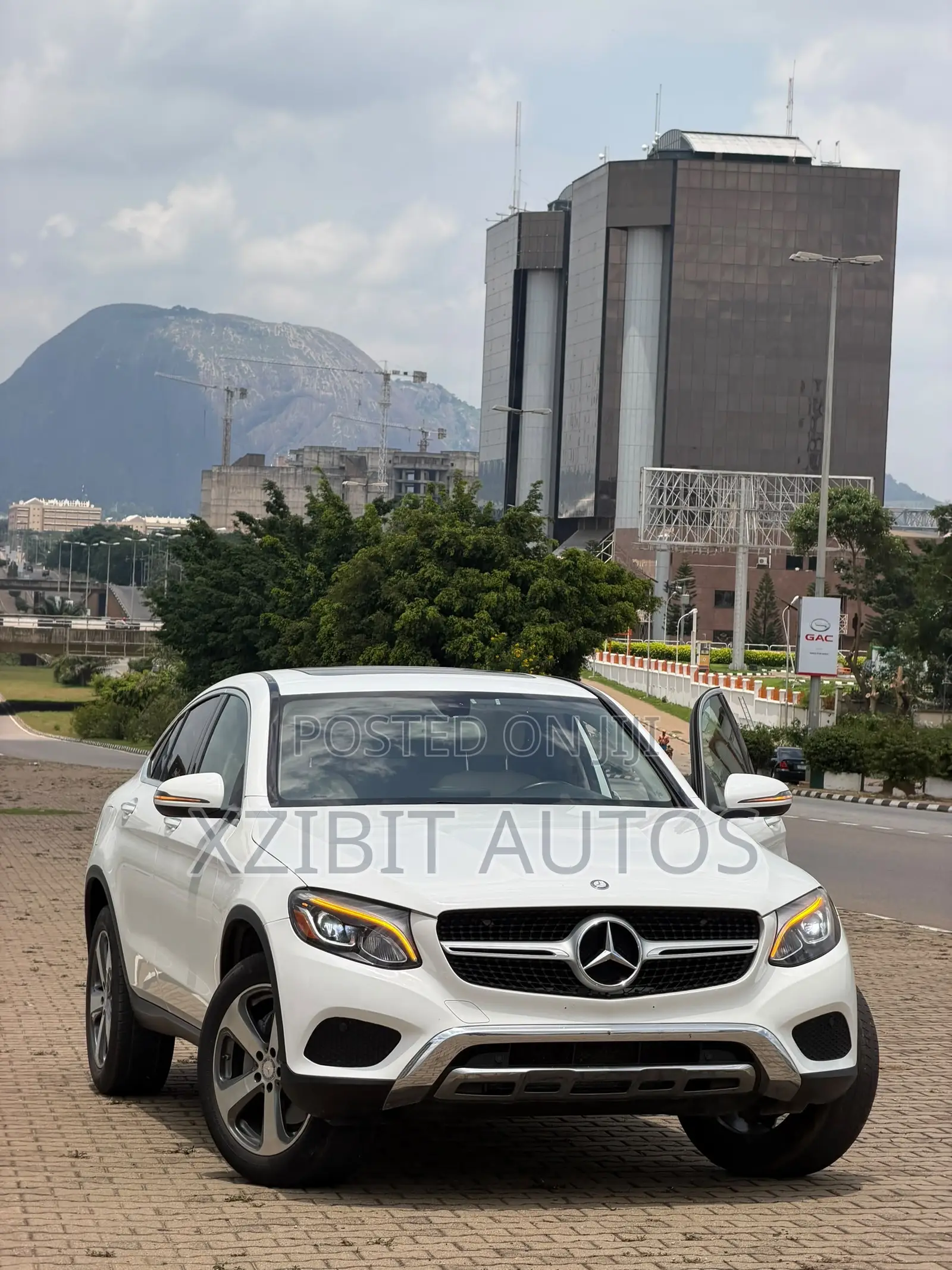 Mercedes-Benz GLC-Class 2017 White