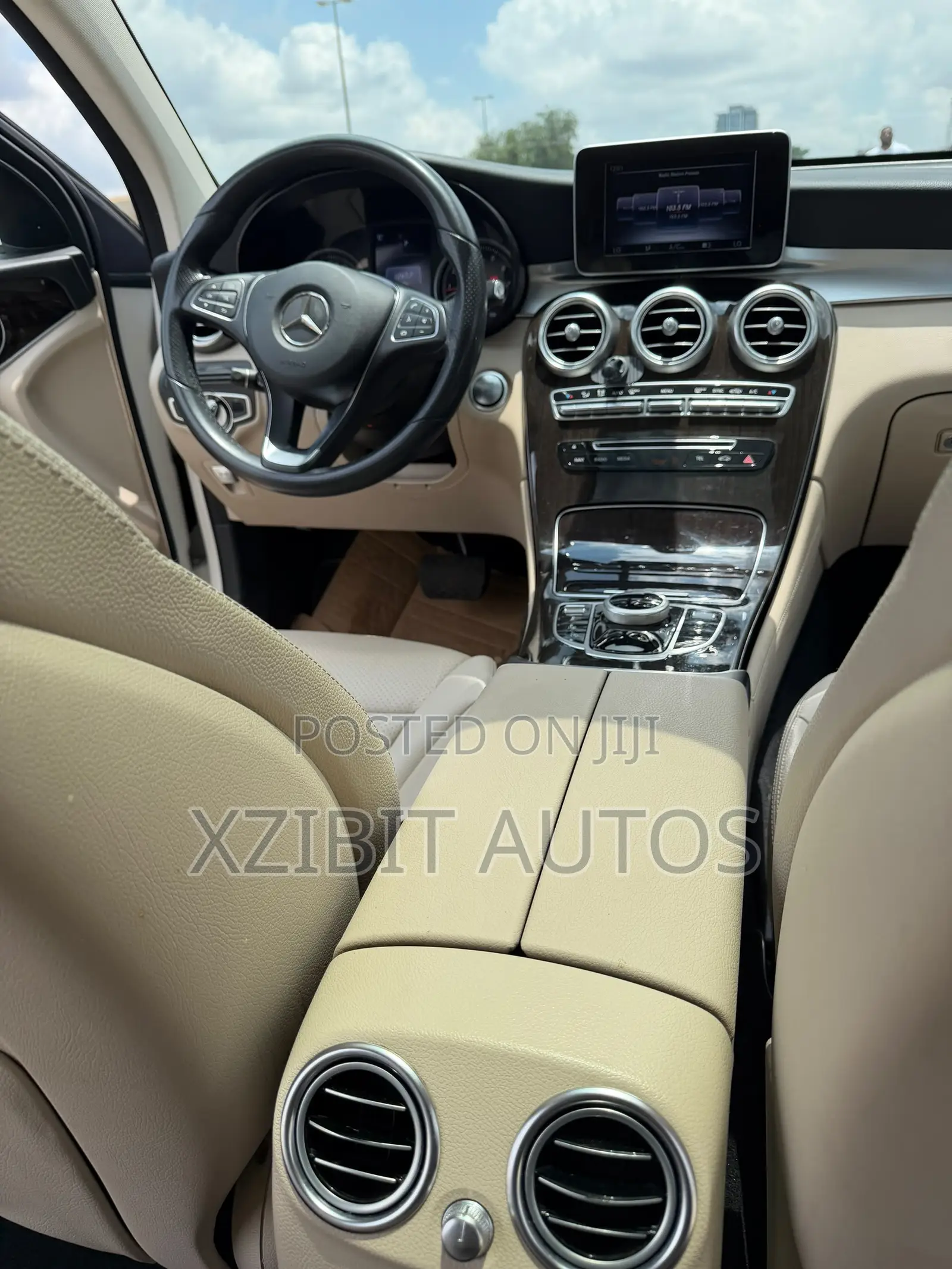 Mercedes-Benz GLC-Class 2017 White