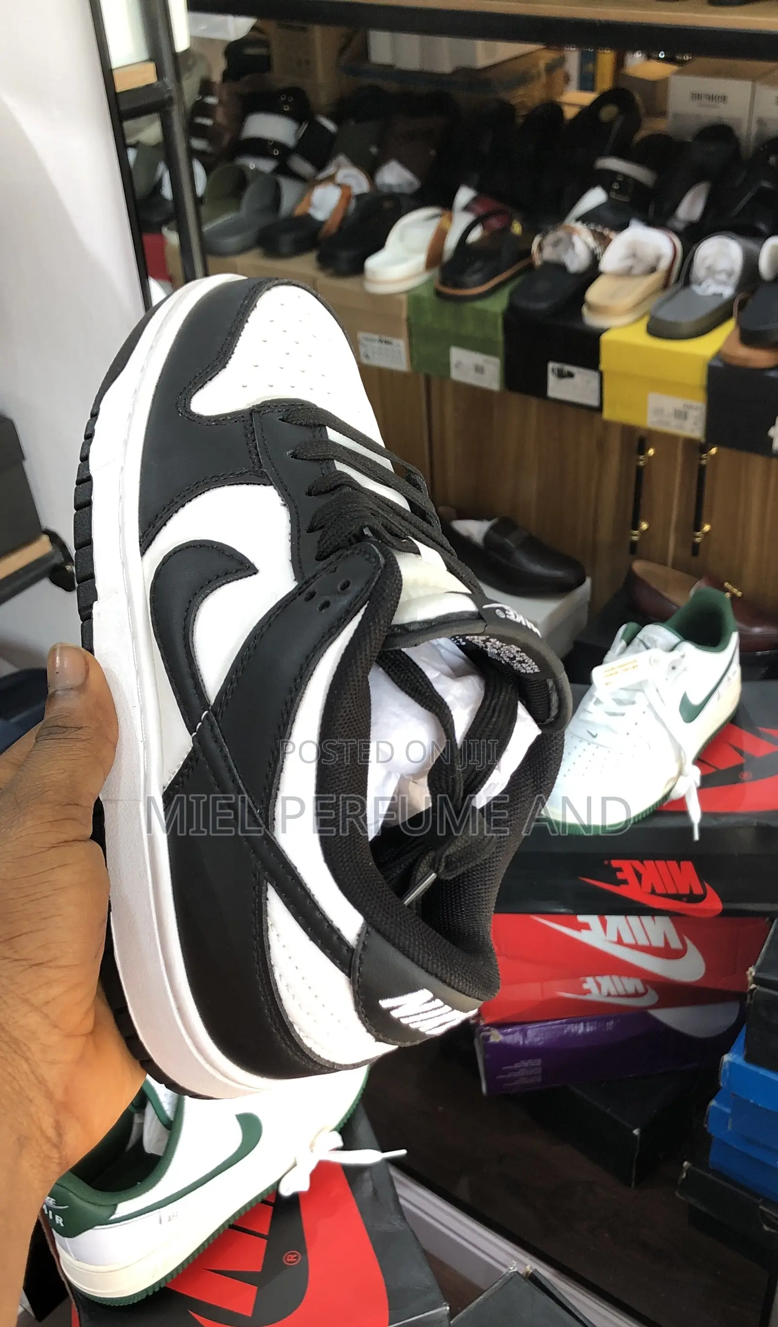 Nike Sneakers