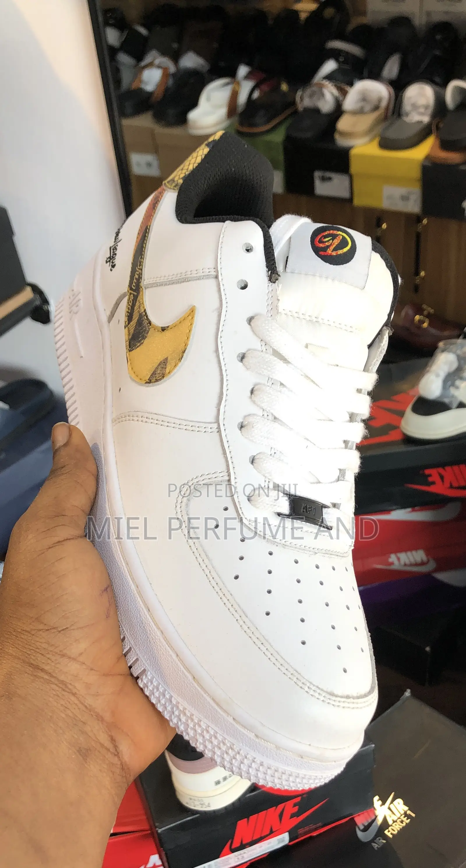 Nike Sneakers