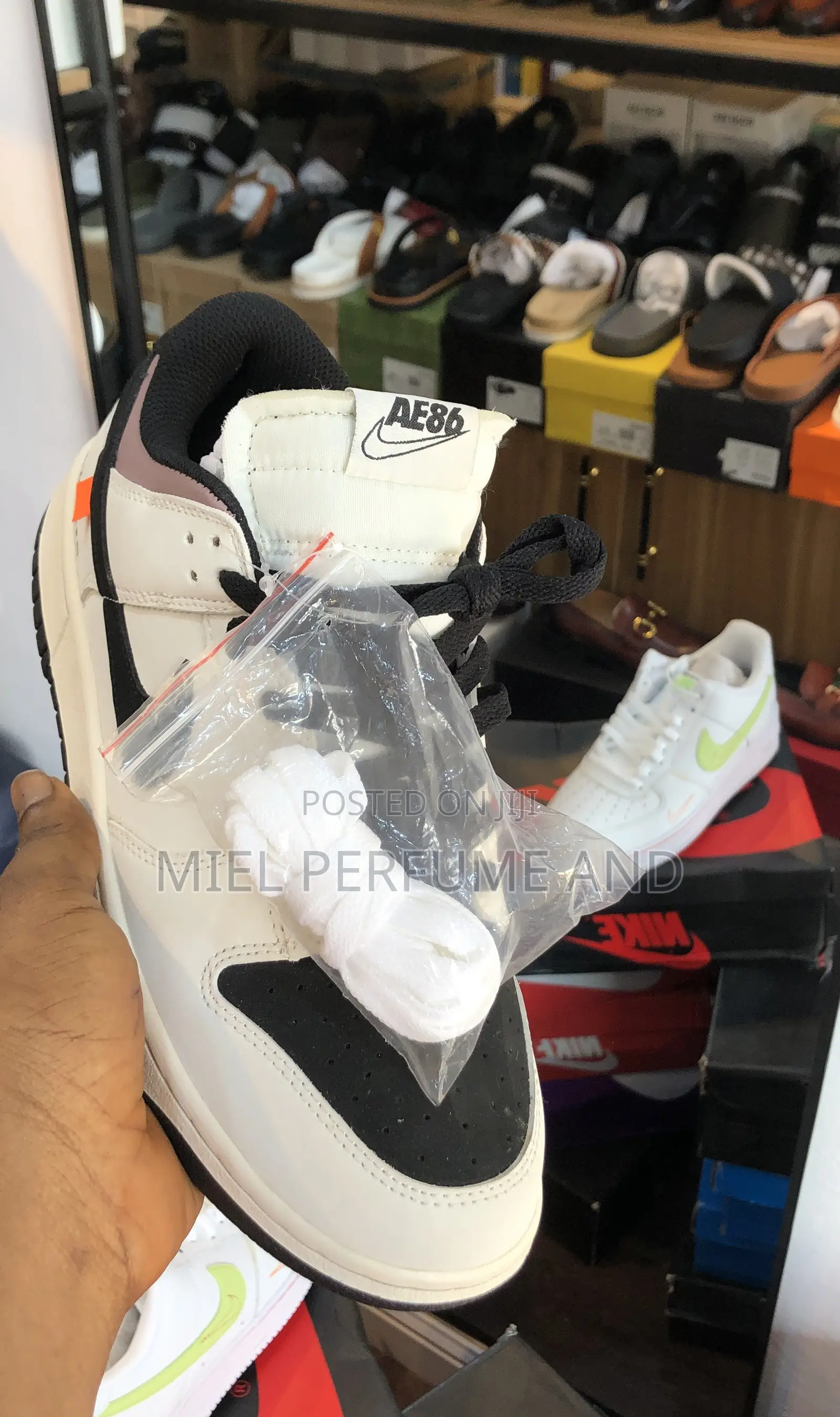 Nike Sneakers