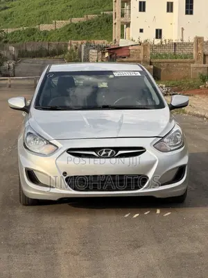Hyundai Accent 2014 Silver