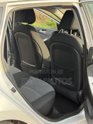 Hyundai Accent 2014 Silver