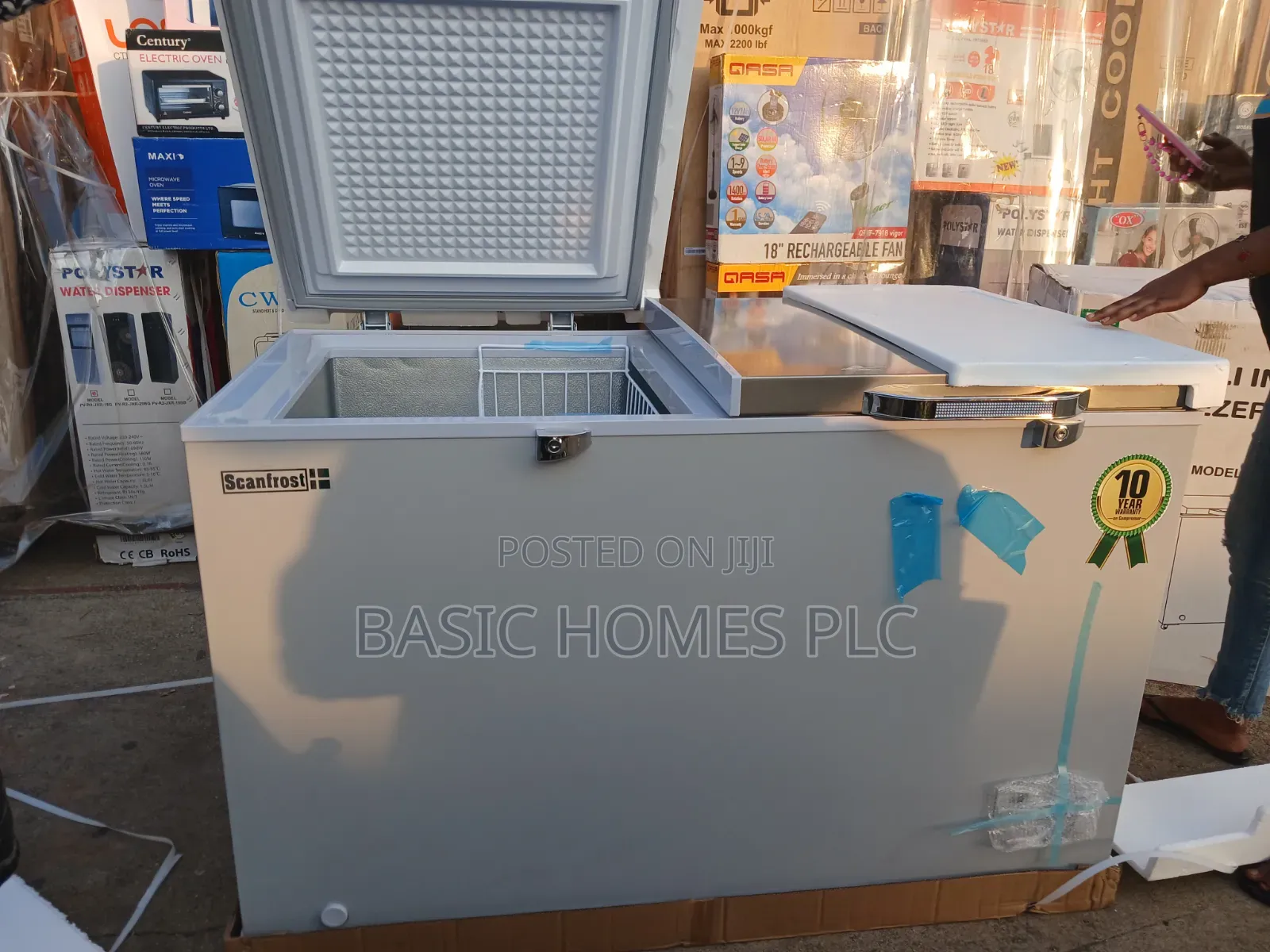 Scanfrost Inverter Freezer 400lits