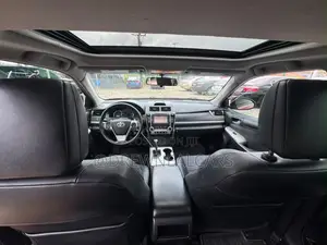 Toyota Camry SE 4dr Sedan (2.5L 4cyl 6A) 2012 Red
