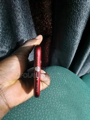 Apple iPhone XR 128 GB Red