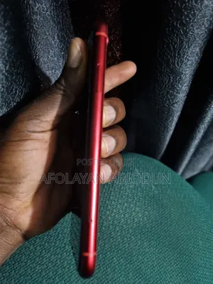 Apple iPhone XR 128 GB Red