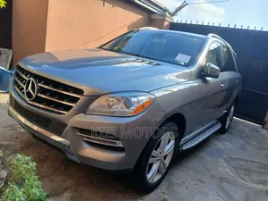 Mercedes-Benz M Class ML350 4dr SUV (3.5L 6cyl 7A) 2014 Gray