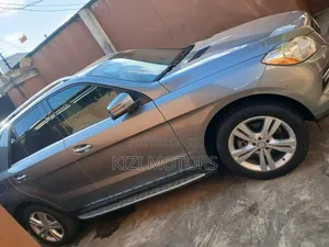 Mercedes-Benz M Class ML350 4dr SUV (3.5L 6cyl 7A) 2014 Gray