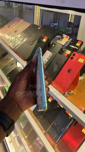 Apple iPhone 11 64 GB Green