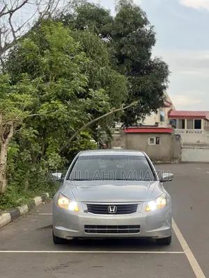 Honda Accord 2009 Silver