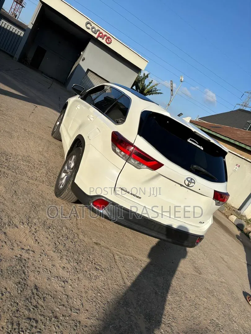 Toyota Highlander 2015 White