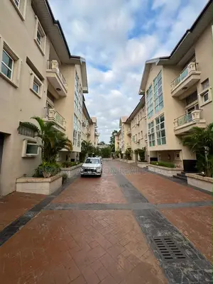 4bdrm Apartment in Victoria Island Extension for rent