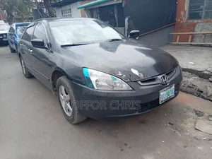 Honda Accord 2005 Gray