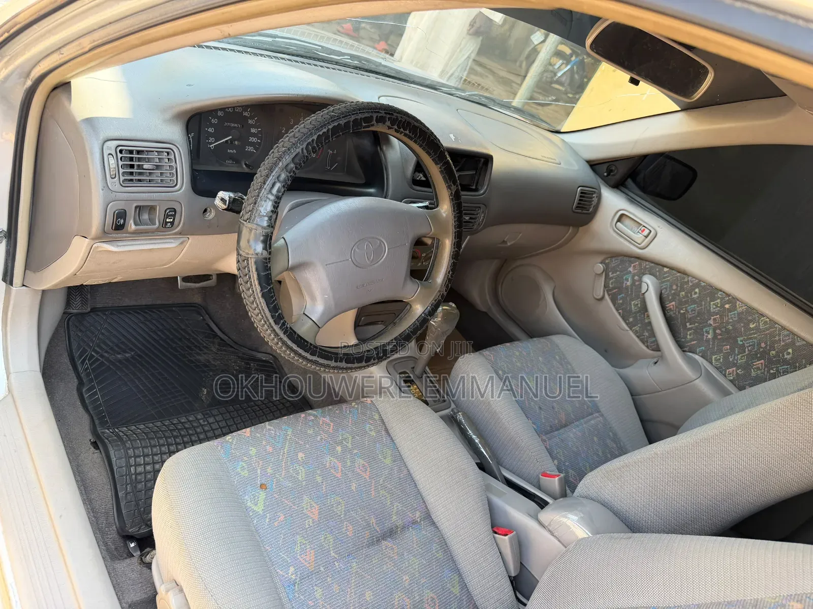 Toyota Corolla 2001 Silver